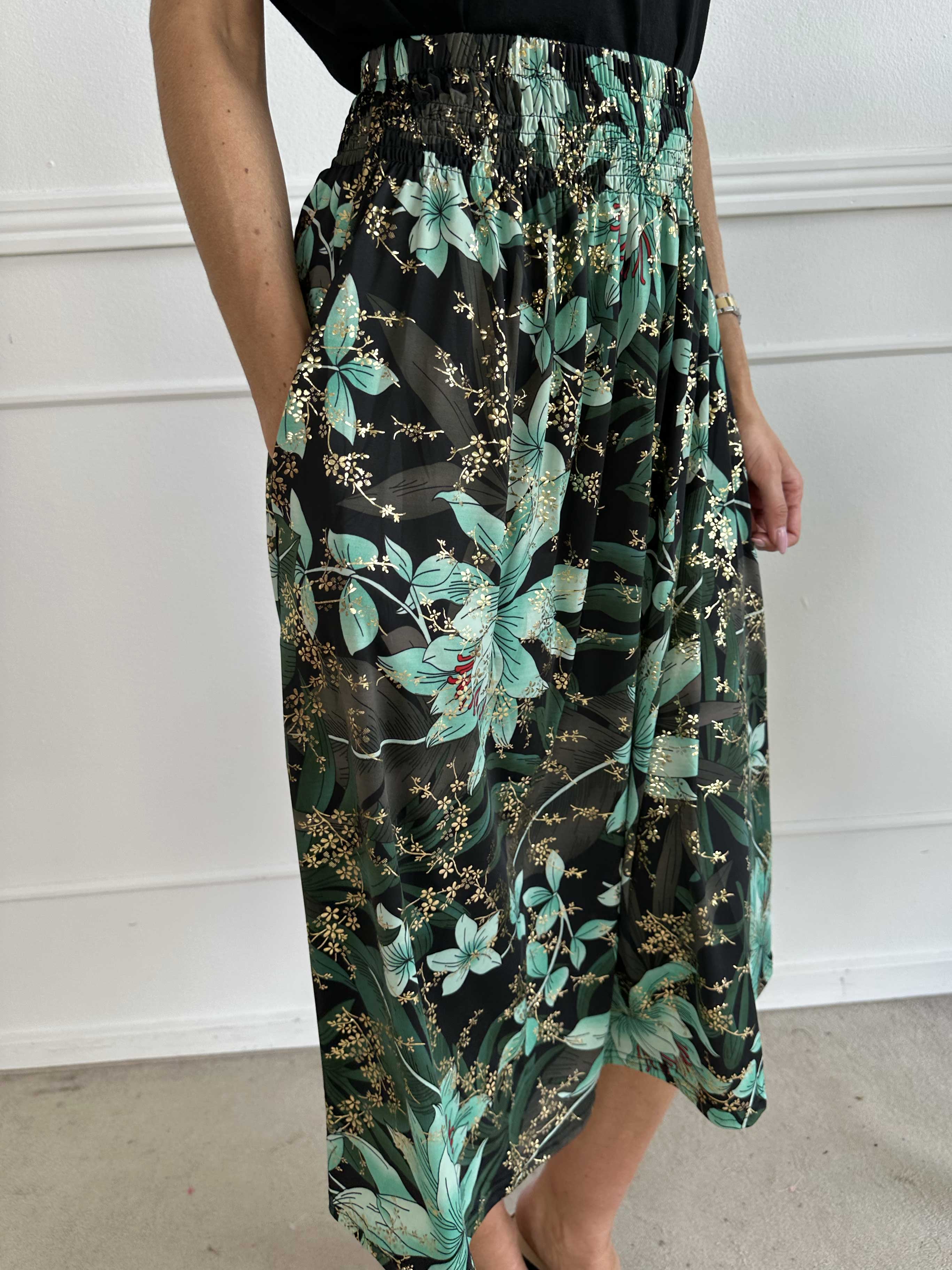 Pams Midi Skirt - Nederdel i krølfrit stof med lommer